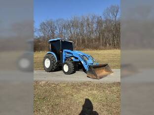 2009 New Holland T2420