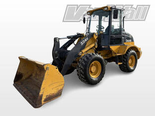 2016 John Deere 324K