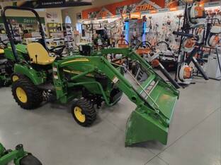 2006 John Deere 2305