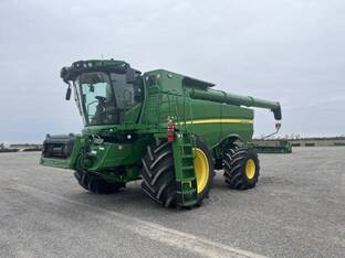 2024 John Deere S780