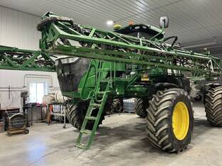 2020 John Deere R4044