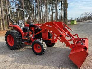 2021 Kubota L3560GST