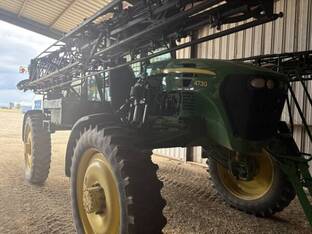 2009 John Deere 4730