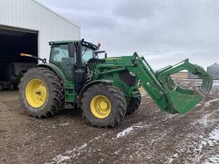 2018 John Deere 6195R