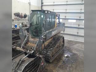 2019 John Deere 325G