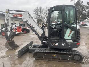2023 Bobcat E42R2