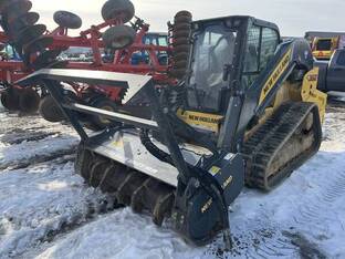 2022 New Holland C362