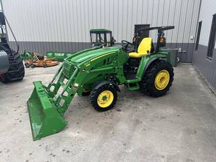 2022 John Deere 3046R