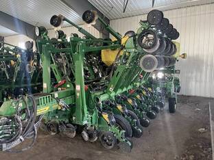 2023 John Deere 1795