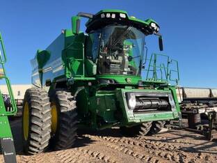 2025 John Deere S7 700