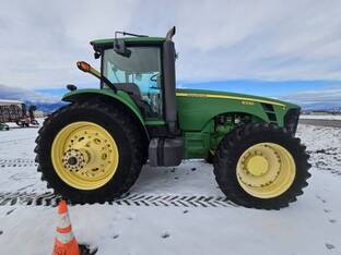 2008 John Deere 8330