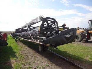 2021 MacDon Industries FD140