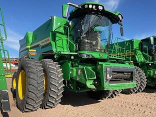 2025 John Deere S7 800
