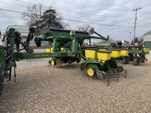 1988 John Deere 7200