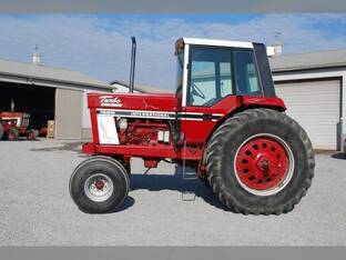 1976 International 1586