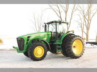 2009 John Deere 8330