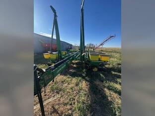 1994 John Deere 7200