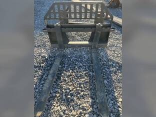 Misc SKIDSTEER Palletforks