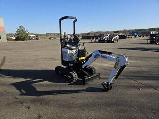 2025 Bobcat E10