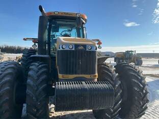 2011 Challenger MT675D