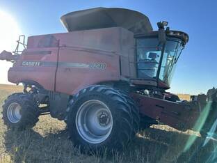 2018 Case IH 8240
