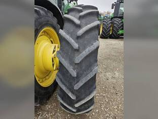 2019 John Deere 380/80R/38 R1W