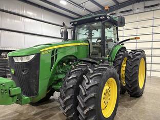 2017 John Deere 8320R