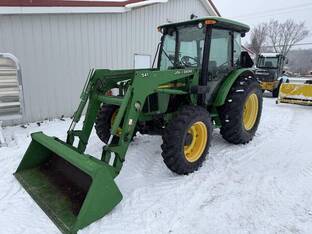 2004 John Deere 5320