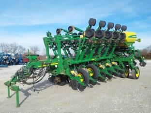 2011 John Deere 1790