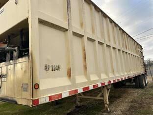 2002 McClain Trailers 40 FT PUSH OUT