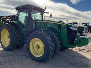 2017 John Deere 8295R