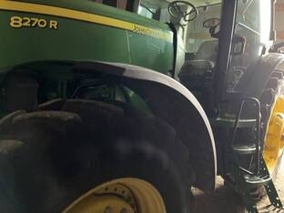 2010 John Deere 8270R