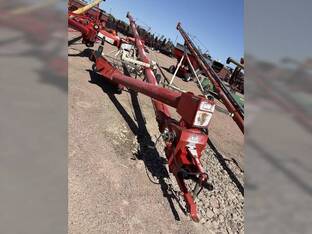 2018 Farm King 1060