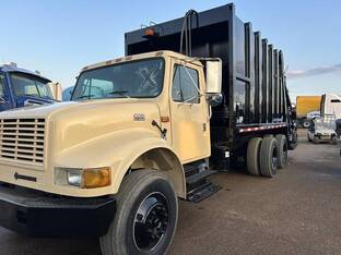 2000 International 4900