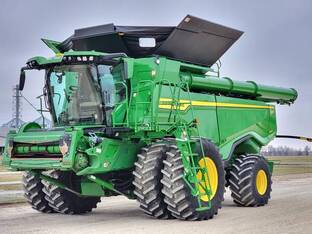 2023 John Deere X9 1100