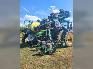 2023 John Deere DR12X