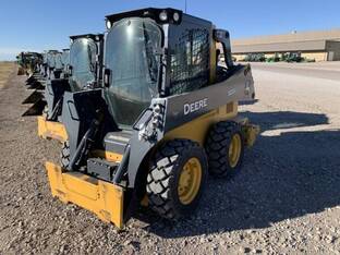 2023 John Deere 320G