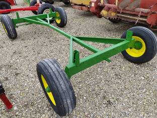 John Deere 1065