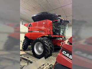 2016 Case IH 8240