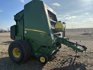 2022 John Deere 560M