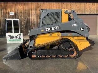 2017 John Deere 331G