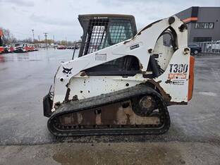 2006 Bobcat T300