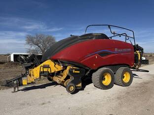 2022 New Holland BIG BALER 340