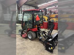 2021 Mahindra eMAX 20S HST