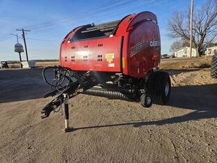 2023 Case IH RB565