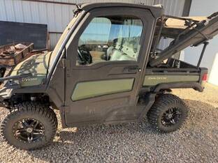 2020 John Deere GATOR XUV 835M