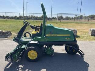 2017 John Deere 7200A