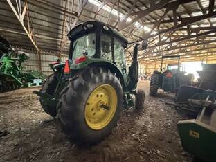 2022 John Deere 6120M