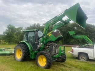 2022 John Deere 5125M