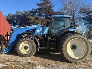 2008 New Holland T8010